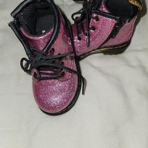 Dr. Martens 1460 4-Eye Glitter Boot